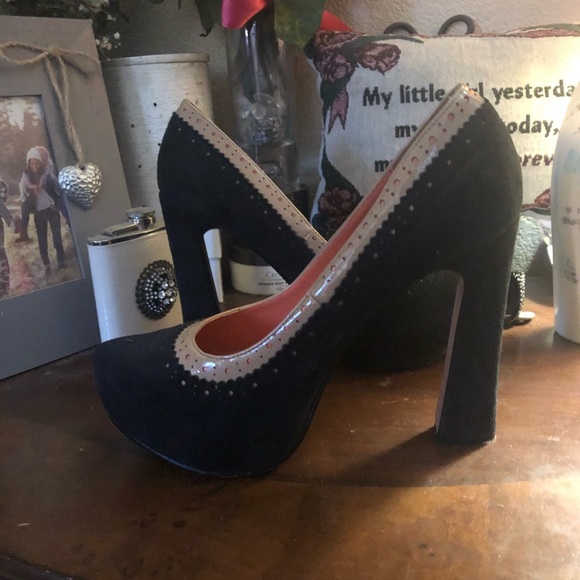Black high heels sz 10 - Picture 1 of 4